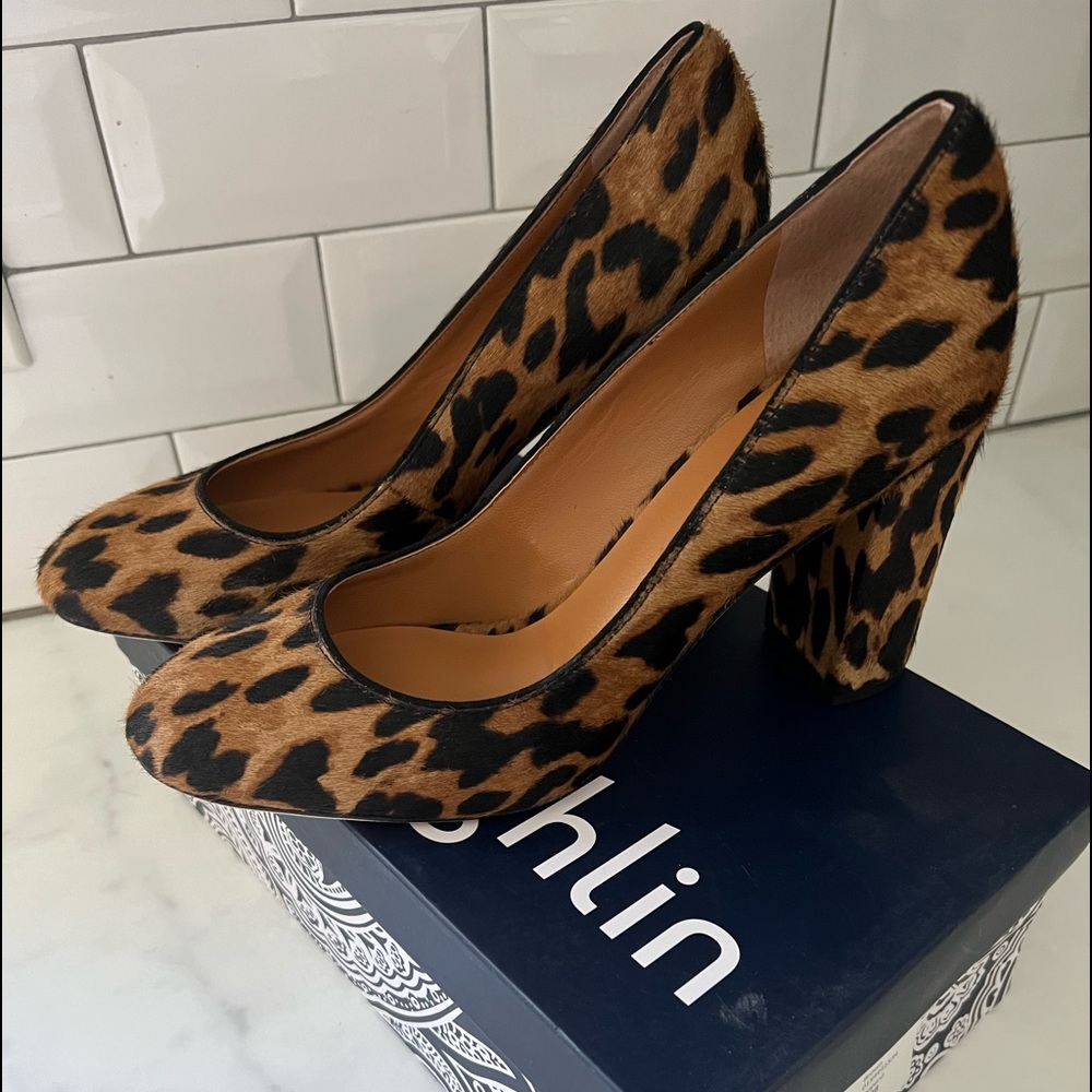 Womens Brown/Leopard Shoes size 8